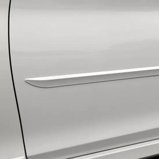 Painted Body Side Moldings : Jeep Grand Wagoneer Painted